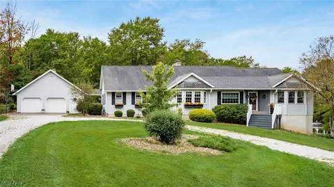 4200 Oak Ridge Ln, Cambridge, OH 43725