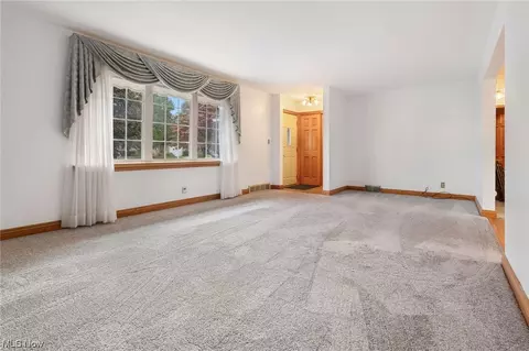 1428 Marilyn Ave NW, Canton, OH 44708 photo 4