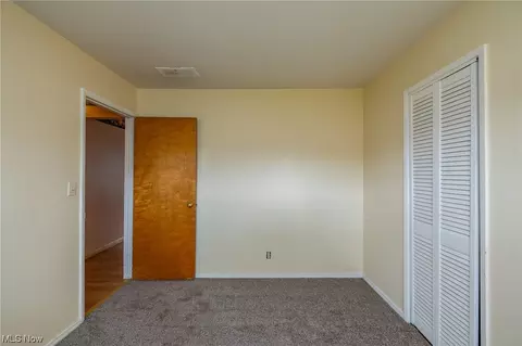 530 Penfield Ave, Elyria, OH 44035 photo 20