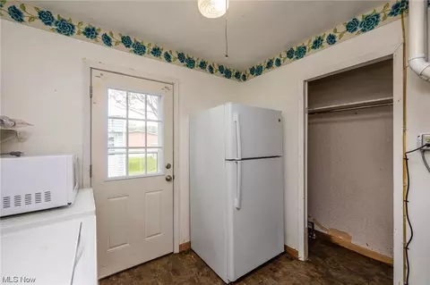 530 Penfield Ave, Elyria, OH 44035 photo 22