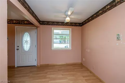 530 Penfield Ave, Elyria, OH 44035 photo 8