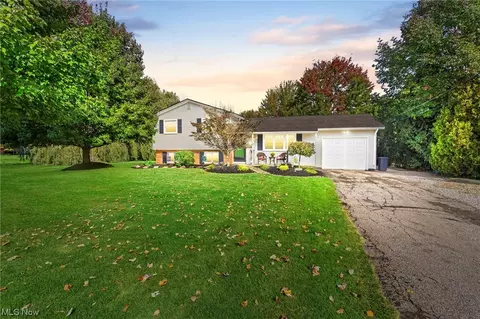 5637 Old Orchard Dr, Geneva, OH 44041