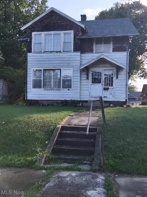 1102 S Freedom Ave, Alliance, OH 44601