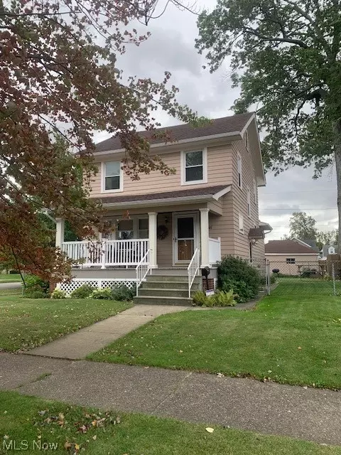 2246 E 33rd St, Lorain, OH 44055