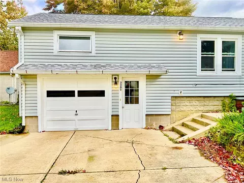 3308 Ridgewood Ave, Ashtabula, OH 44004 photo 3