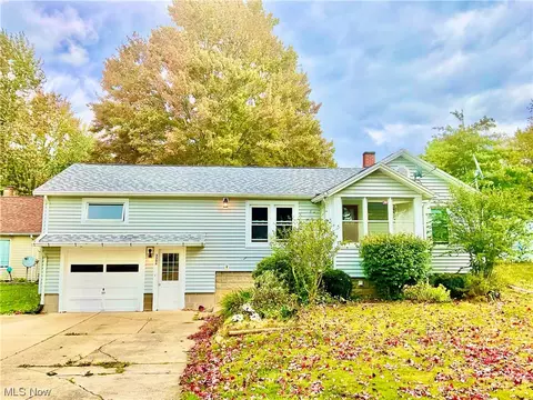 3308 Ridgewood Ave, Ashtabula, OH 44004 photo 1