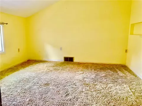 3308 Ridgewood Ave, Ashtabula, OH 44004 photo 20