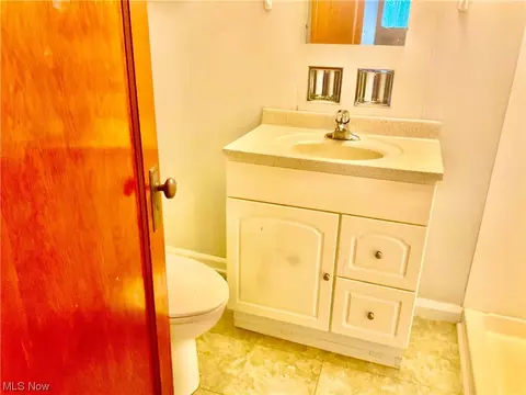 3308 Ridgewood Ave, Ashtabula, OH 44004 photo 17