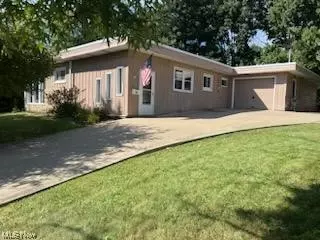 4833 17th St NW, Canton, OH 44708 photo 2