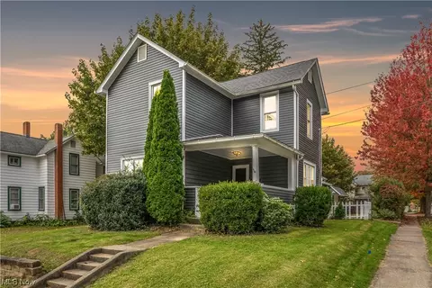 136 Gates St, Doylestown, OH 44230