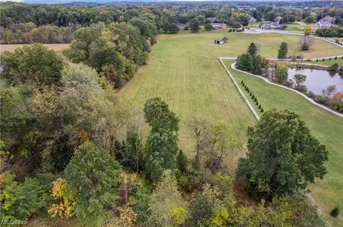 V/l Farmbrook Avenue, North Canton, OH 44720 photo 11