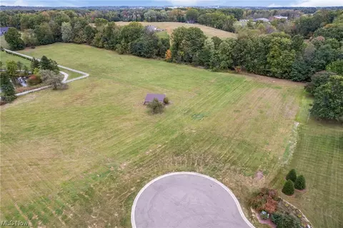 V/l Farmbrook Avenue, North Canton, OH 44720 photo 4