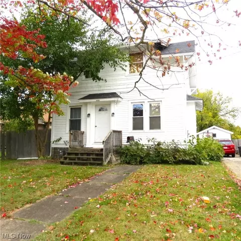 2000 Parkman Rd NW, Warren, OH 44485