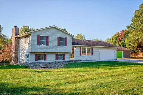3458 Laubert Rd, Atwater, OH 44201