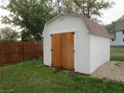 1742 Harbor Ave, Ashtabula, OH 44004 photo 30