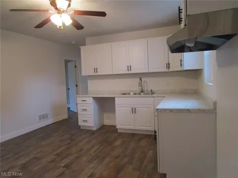 1742 Harbor Ave, Ashtabula, OH 44004 photo 6
