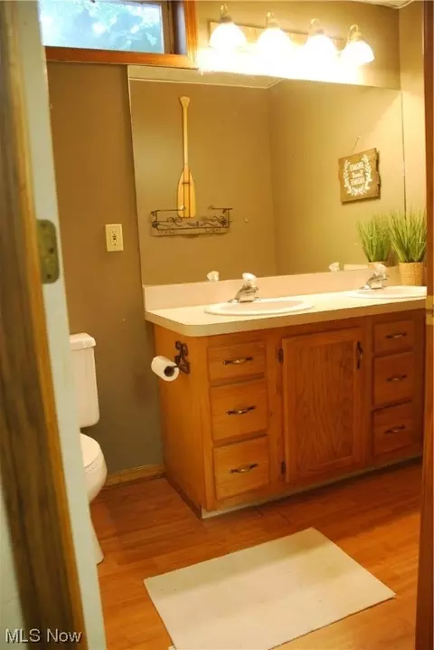 126 Vanderbilt Ct, Elyria, OH 44035 photo 24
