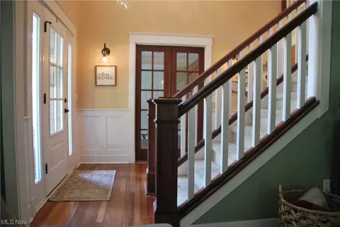 126 Vanderbilt Ct, Elyria, OH 44035 photo 2