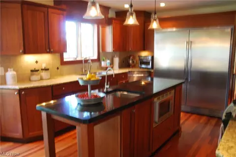 126 Vanderbilt Ct, Elyria, OH 44035 photo 13