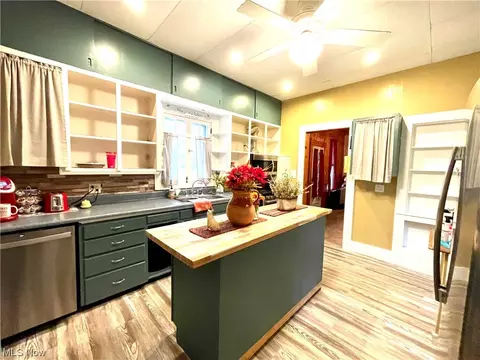 9058 N Main St, Windham, OH 44288 photo 6