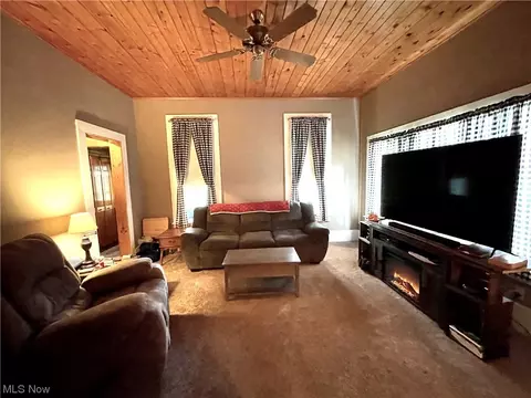 9058 N Main St, Windham, OH 44288 photo 8