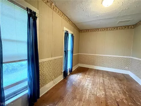 9058 N Main St, Windham, OH 44288 photo 18