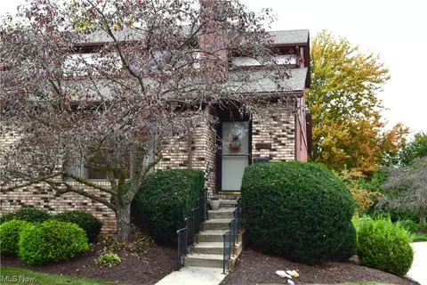 22522 Center Ridge Rd #E, Rocky River, OH 44116