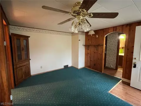 4867 Forest Rd, Mentor, OH 44060 photo 6