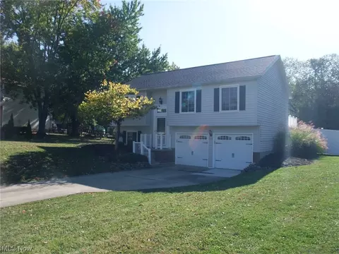 973 Crow Trl, Macedonia, OH 44056