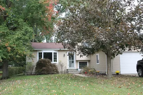 3323 Fillmore Dr, Brunswick, OH 44212