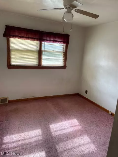 375 Creed St, Struthers, OH 44471 photo 13