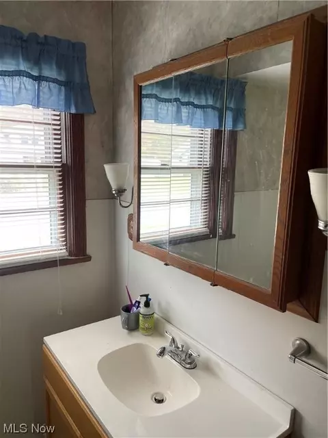 375 Creed St, Struthers, OH 44471 photo 11