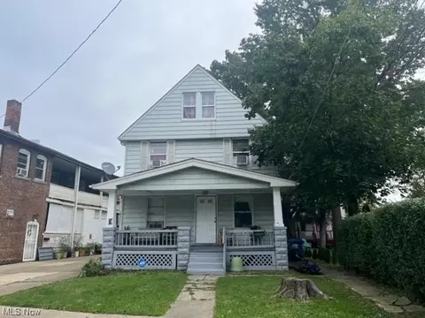 1557 Newman Ave, Lakewood, OH 44107