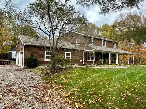 1790 Meldahl Rd, Washington, WV 26181
