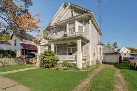 246 W Oregon Ave, Sebring, OH 44672