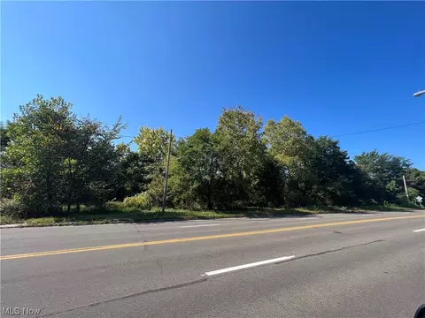 Cleveland Avenue Nw, Uniontown, OH 44685