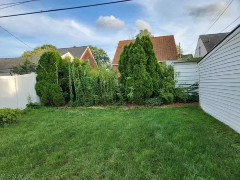 3323 Marmore Ave, Parma, OH 44134 photo 7