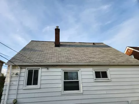 3323 Marmore Ave, Parma, OH 44134 photo 5