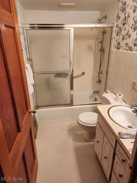 3323 Marmore Ave, Parma, OH 44134 photo 15