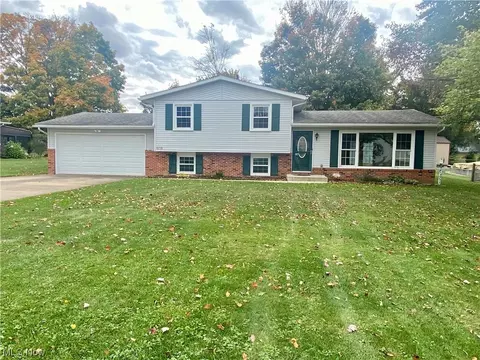 22735 Mayfair Ave, Minerva, OH 44657