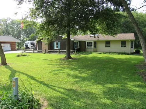 3125 Breedlove Dr, Ashtabula, OH 44004 photo 2