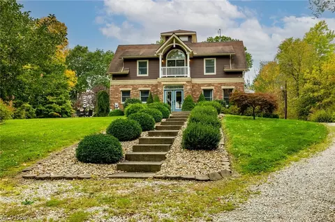 2097 Butler Rd, Wakeman, OH 44889
