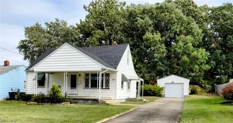 451 Winchester Ave, Youngstown, OH 44509