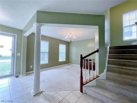 128 Slate Dr, Berea, OH 44017 photo 4