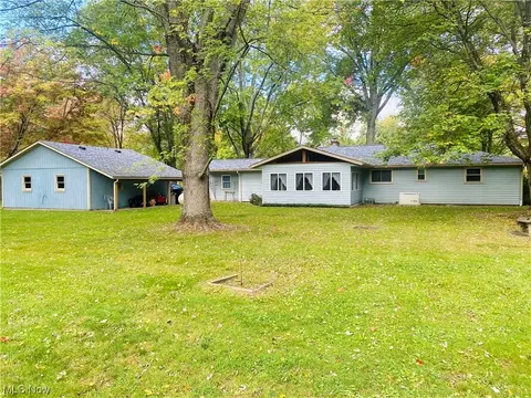 19119 W Middletown Rd, Beloit, OH 44609 photo 4