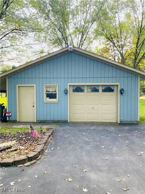 19119 W Middletown Rd, Beloit, OH 44609 photo 9