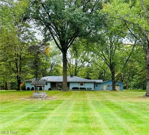 19119 W Middletown Rd, Beloit, OH 44609