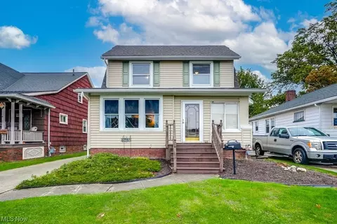 6914 Gerald Ave, Parma, OH 44129