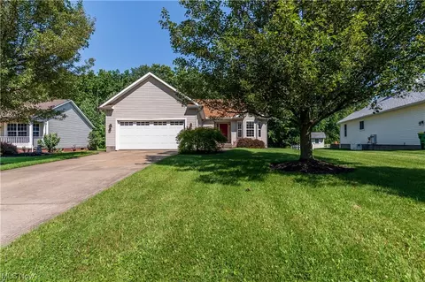 14787 Glen Valley Dr, Middlefield, OH 44062