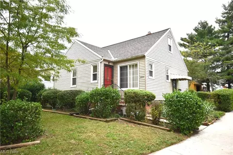 3959 Brookside Blvd, Cleveland, OH 44111